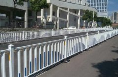 公路围栏设置怎么样规范化？
